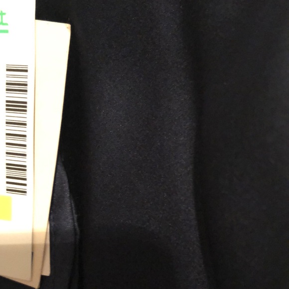 NWT Ilyse Hart LTD Pure Silk Navy Beaded Camisole - Picture 9 of 9